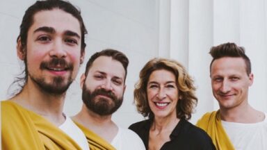 Adele Neuhauser liest